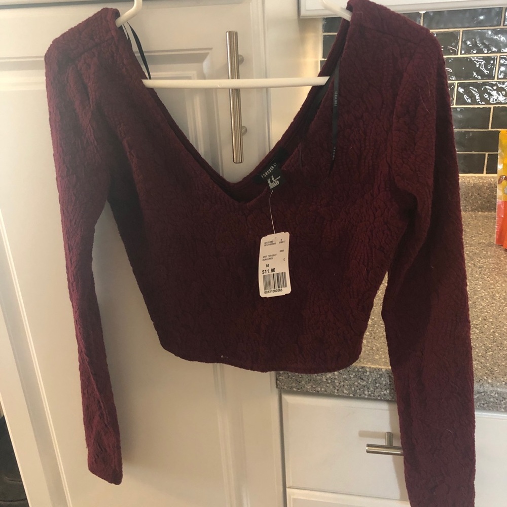 Long sleeve crop top